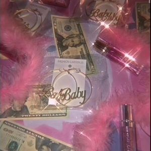 Meet your Posher, Loreley